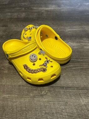CROCS Bright Yellow Kids Clog Sandals with Charm Accents